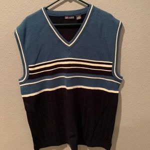 Good condition faded glory vest xl